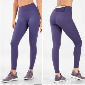 NWOT Fabletics Trinity High-Waisted Pocket Legging in Aegean/Multi/ Purple